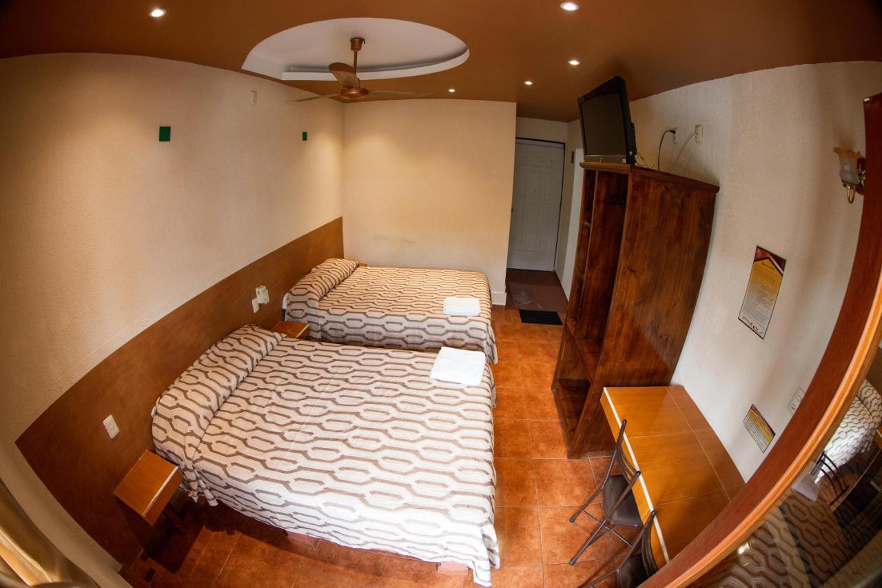 Hotel & Suites Posada Molina Куэцалан-дель-Прогресо Экстерьер фото