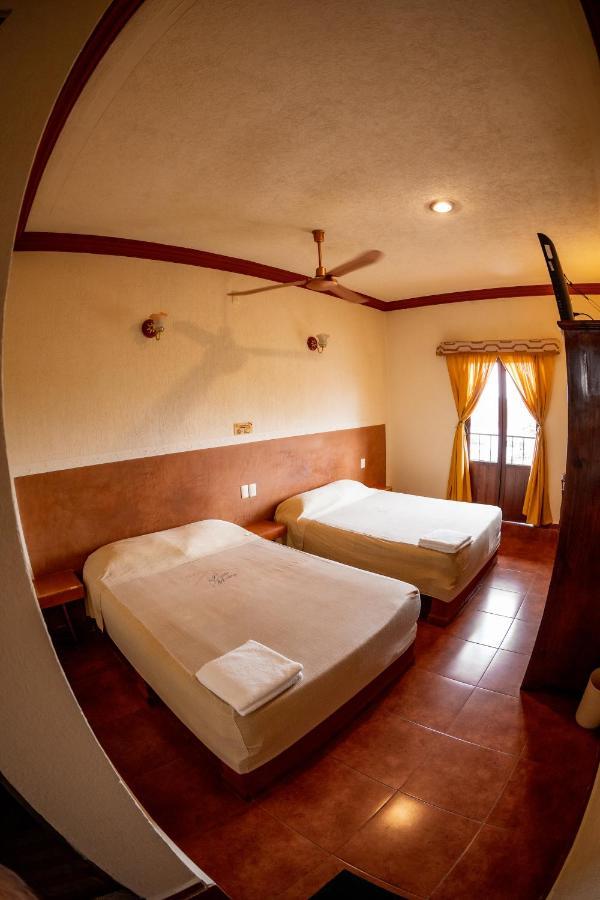 Hotel & Suites Posada Molina Куэцалан-дель-Прогресо Экстерьер фото