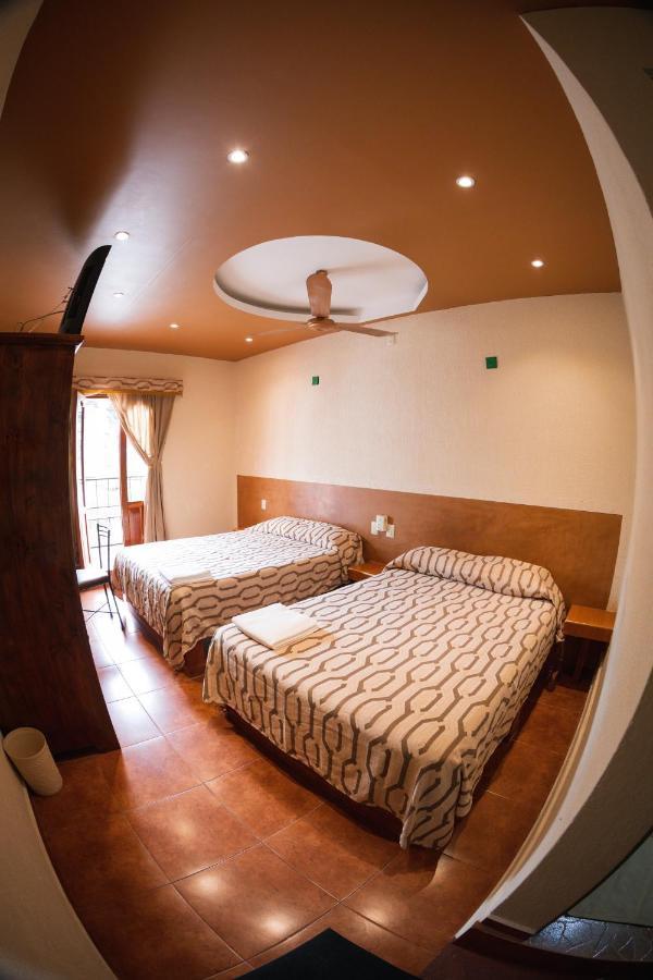 Hotel & Suites Posada Molina Куэцалан-дель-Прогресо Экстерьер фото